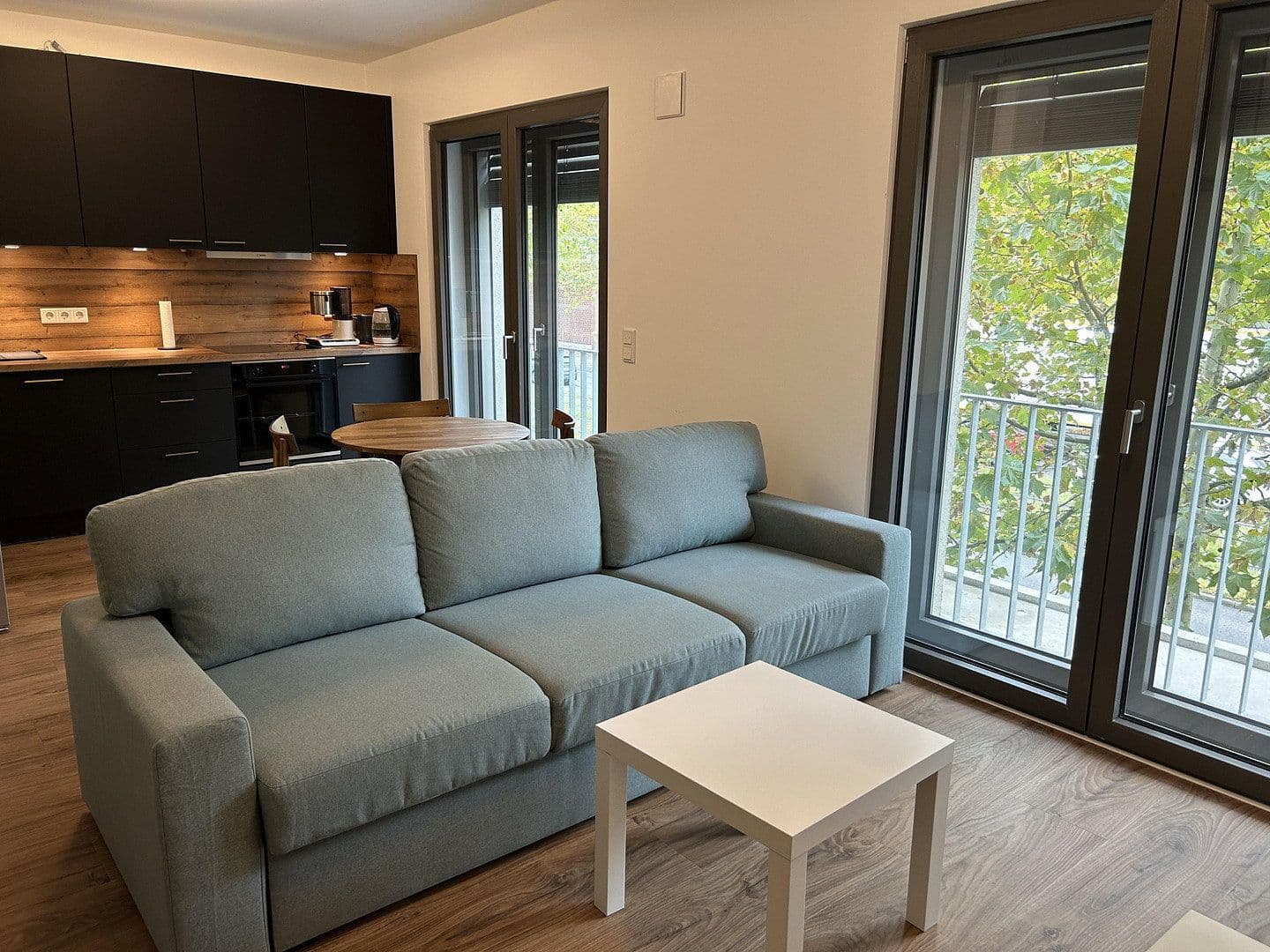 Pronájem bytu 1+1 35 m², Am Tierpark 25, Berlin, Berlín Pronájem bytu 1+1 35 m², Am Tierpark 25, Berlin, Berlín