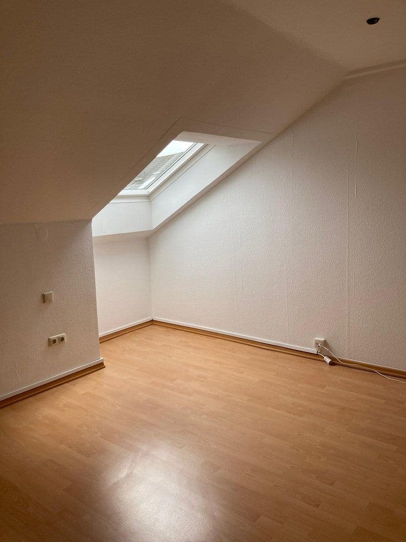 Pronájem bytu 2+kk 82 m², Holzwickede, Severní Porýní-Vestfálsko Pronájem bytu 2+kk 82 m², Holzwickede, Severní Porýní-Vestfálsko