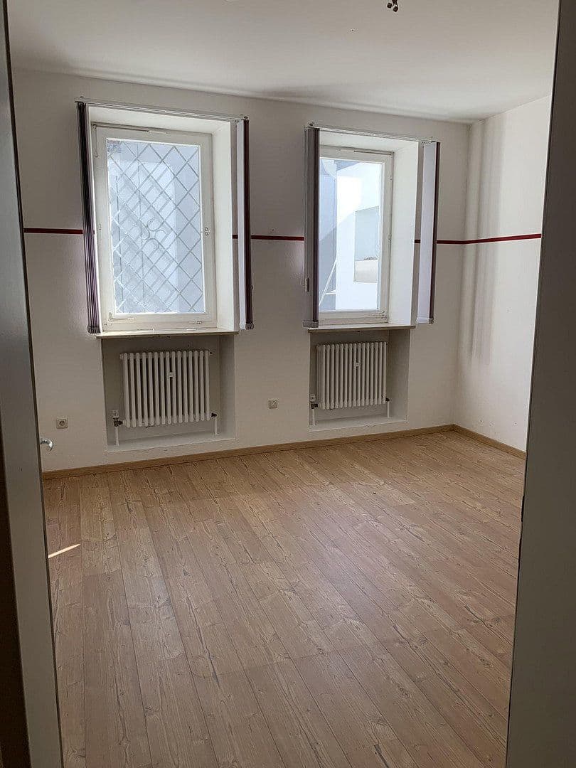 Pronájem bytu 5+1 130 m², Ludwigstraße 1, Bayreuth, Bavorsko Pronájem bytu 5+1 130 m², Ludwigstraße 1, Bayreuth, Bavorsko