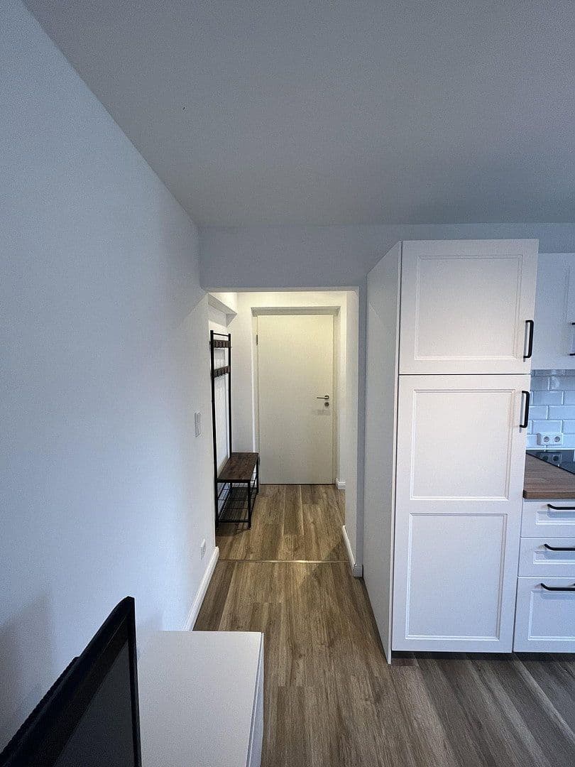 Pronájem bytu 1+kk 32 m², Ina-Ring 10, Herzogenaurach, Bavorsko Pronájem bytu 1+kk 32 m², Ina-Ring 10, Herzogenaurach, Bavorsko