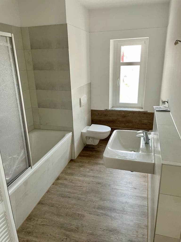 Pronájem bytu 2+1 77 m², Südstraße 2A, Markkleeberg, Sasko Pronájem bytu 2+1 77 m², Südstraße 2A, Markkleeberg, Sasko