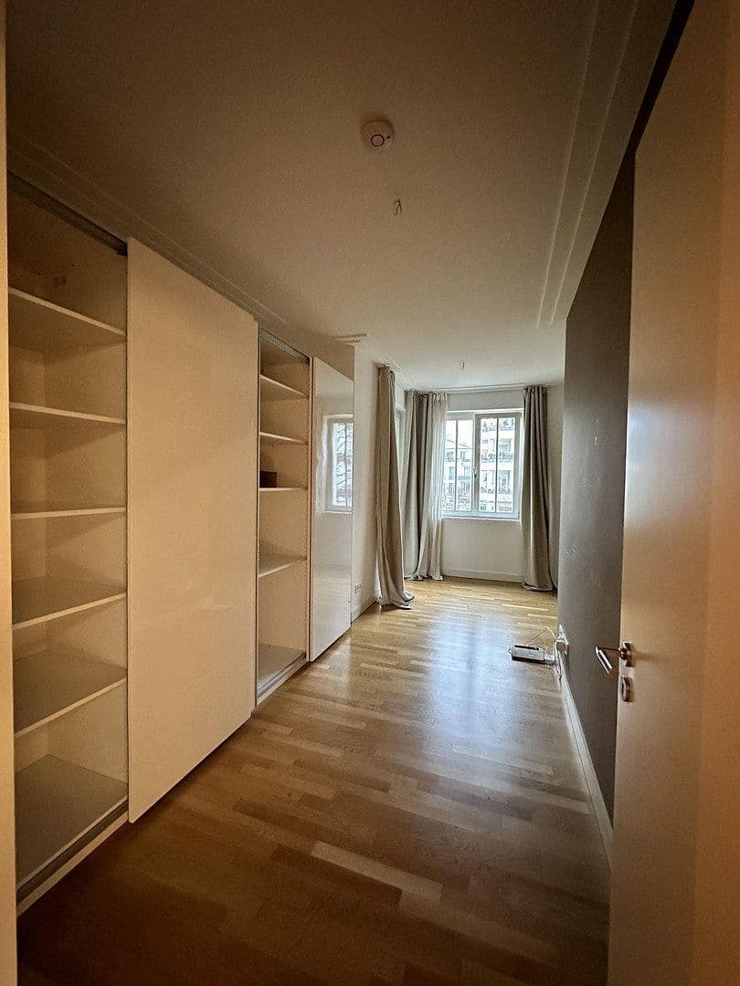 Pronájem bytu 3+1 123 m², Münster, Severní Porýní-Vestfálsko Pronájem bytu 3+1 123 m², Münster, Severní Porýní-Vestfálsko