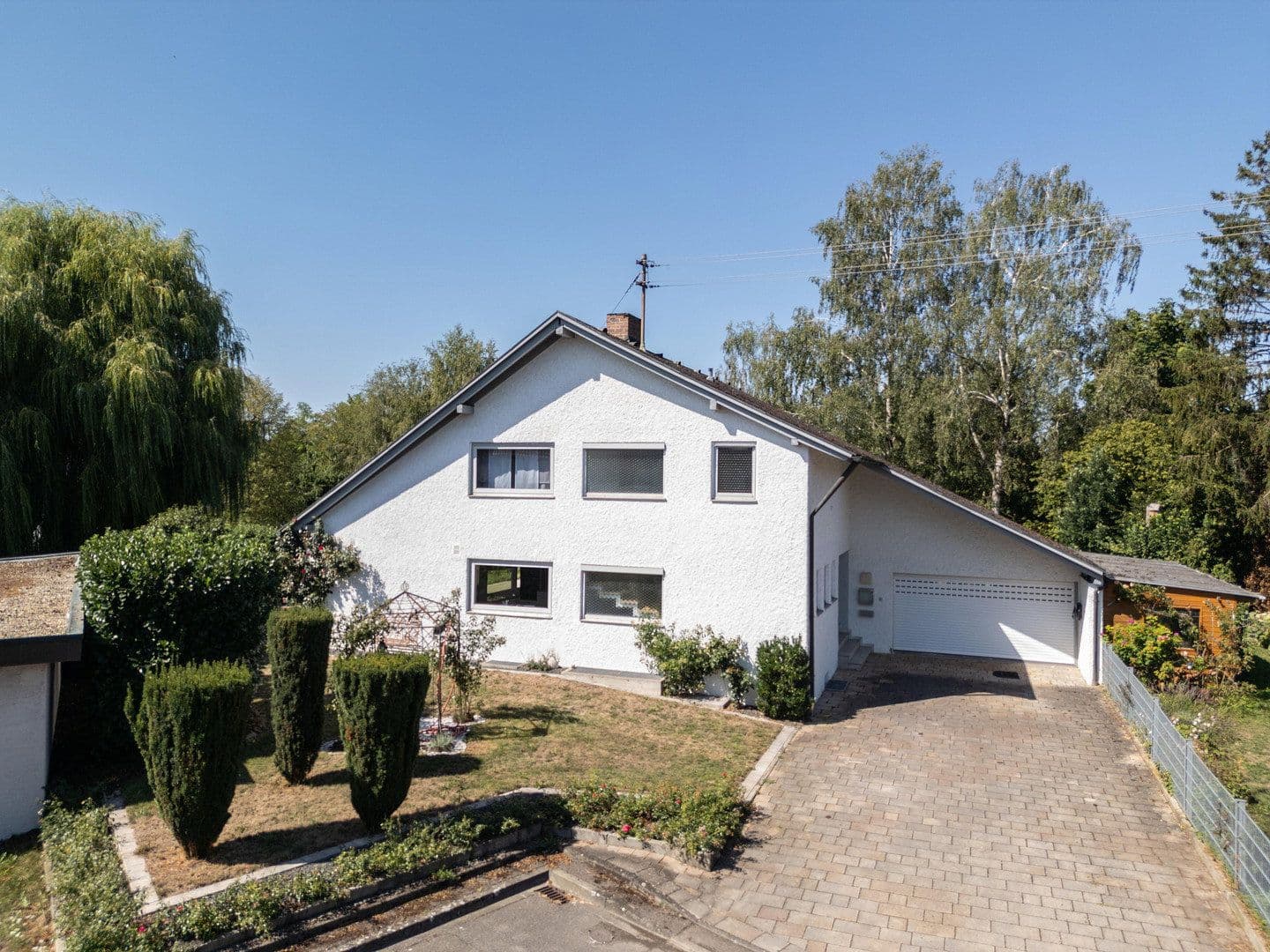 Prodej domu 175 m², pozemek 735 m², Pfaffenhofen an der Roth, Bavorsko Prodej domu 175 m², pozemek 735 m², Pfaffenhofen an der Roth, Bavorsko