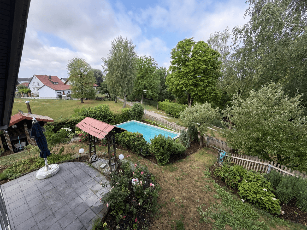 Prodej domu 157 m², pozemek 735 m², Pfaffenhofen an der Roth, Bavorsko Prodej domu 157 m², pozemek 735 m², Pfaffenhofen an der Roth, Bavorsko