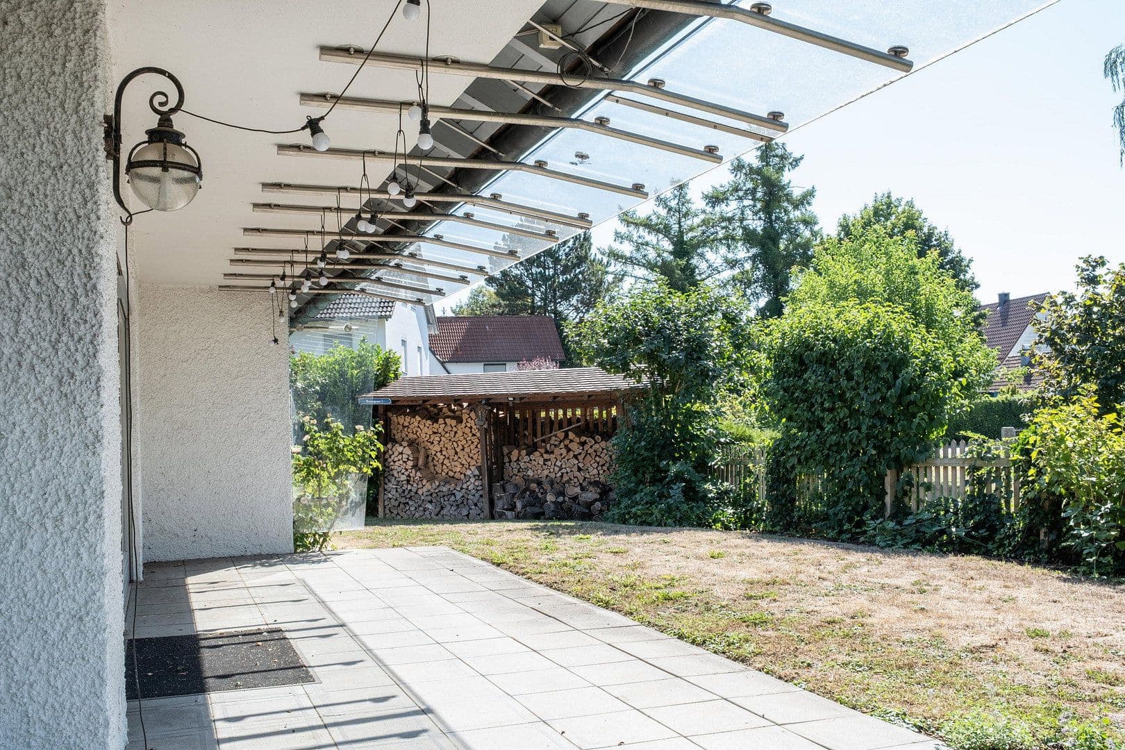 Prodej domu 175 m², pozemek 735 m², Pfaffenhofen an der Roth, Bavorsko Prodej domu 175 m², pozemek 735 m², Pfaffenhofen an der Roth, Bavorsko
