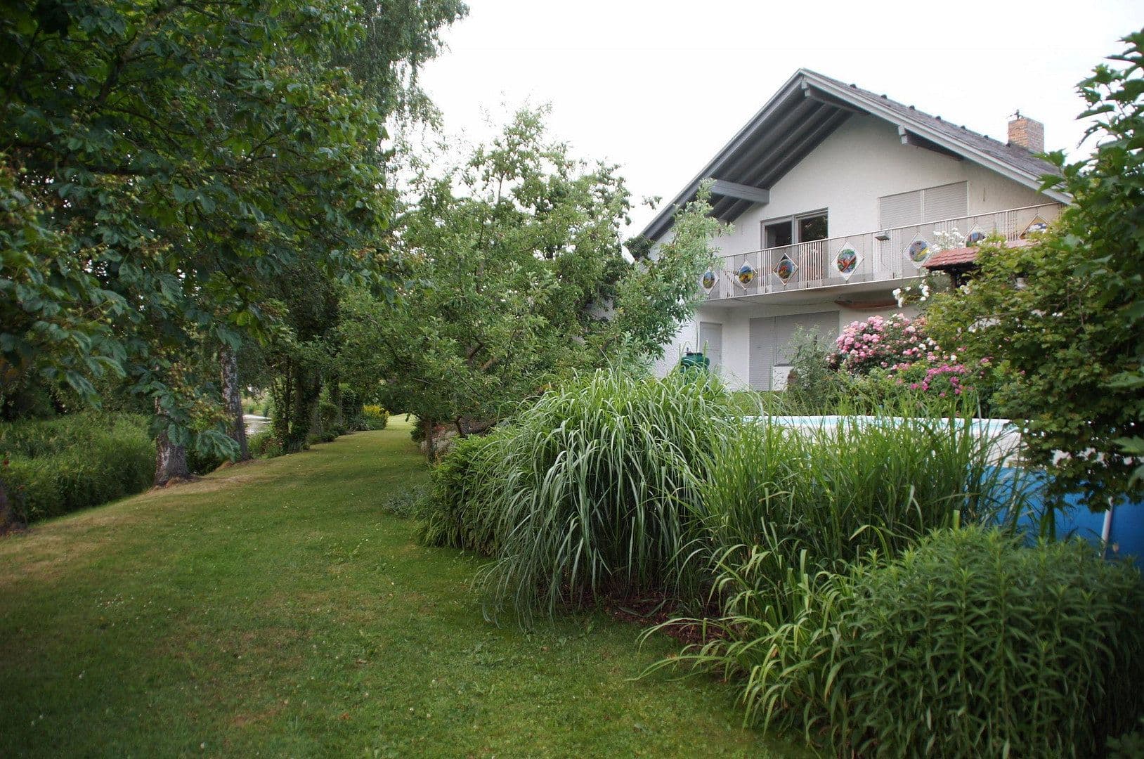 Prodej domu 157 m², pozemek 735 m², Pfaffenhofen an der Roth, Bavorsko Prodej domu 157 m², pozemek 735 m², Pfaffenhofen an der Roth, Bavorsko