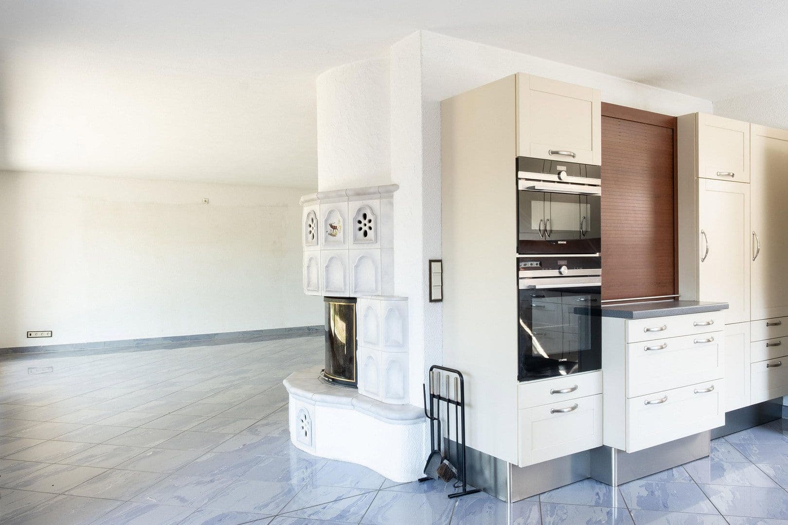 Prodej domu 175 m², pozemek 735 m², Pfaffenhofen an der Roth, Bavorsko Prodej domu 175 m², pozemek 735 m², Pfaffenhofen an der Roth, Bavorsko