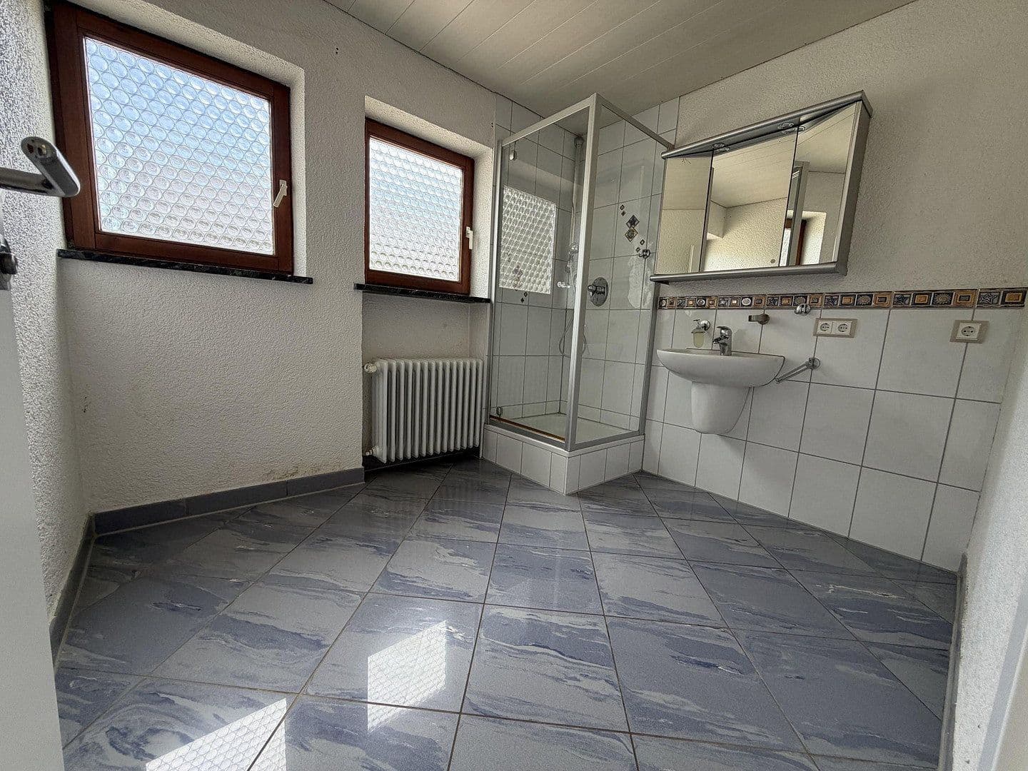 Prodej domu 157 m², pozemek 735 m², Pfaffenhofen an der Roth, Bavorsko Prodej domu 157 m², pozemek 735 m², Pfaffenhofen an der Roth, Bavorsko