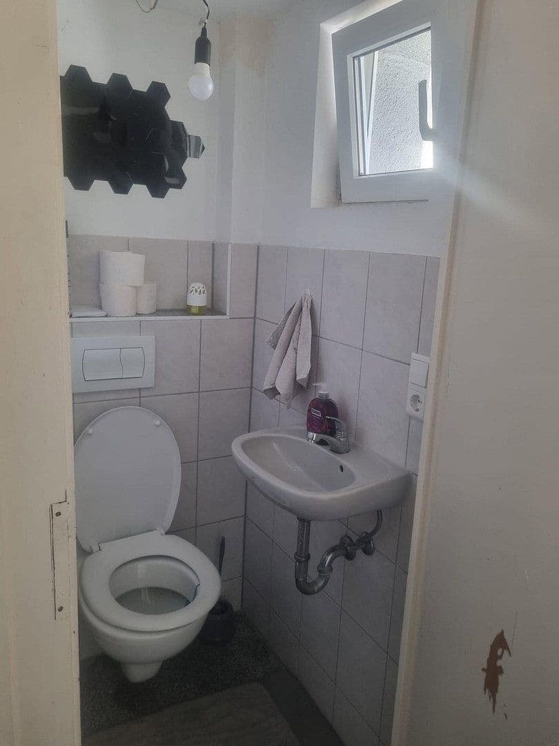 Prodej domu 123 m², pozemek 187 m², Cleebronn, Bádensko-Württembersko Prodej domu 123 m², pozemek 187 m², Cleebronn, Bádensko-Württembersko