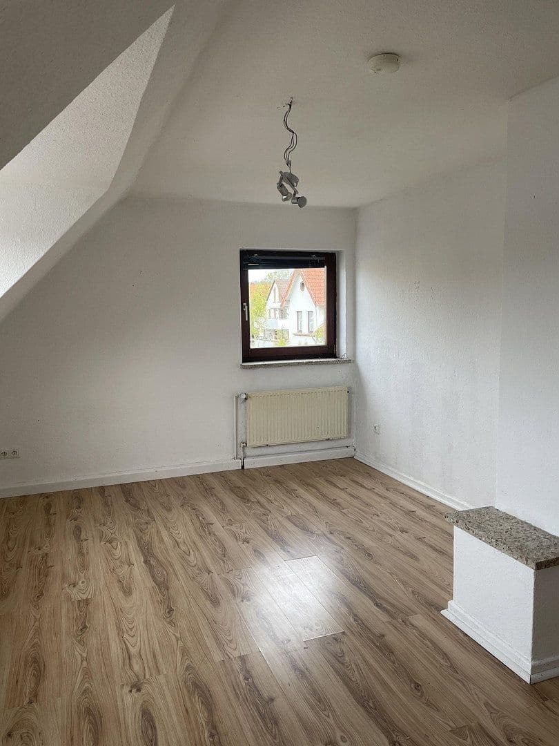 Pronájem bytu 2+kk 65 m², Forster Weg, Hameln, Dolní Sasko Pronájem bytu 2+kk 65 m², Forster Weg, Hameln, Dolní Sasko