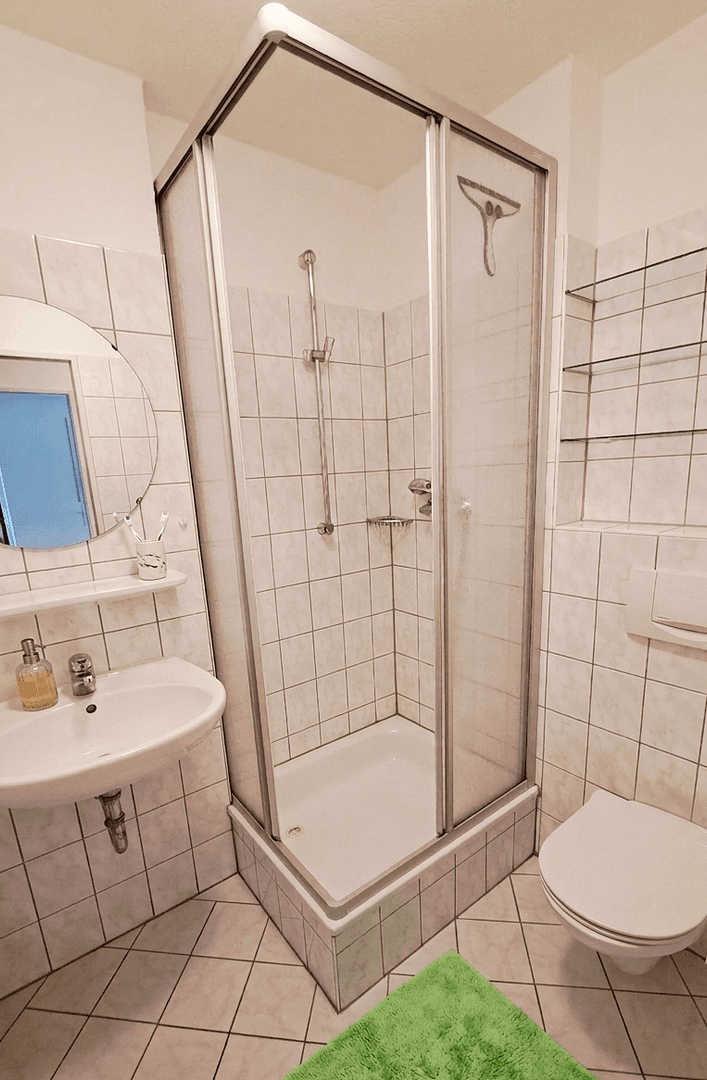 Prodej bytu 2+1 45 m², Schwenninger Straße 11/2, Villingen-Schwenningen, Bádensko-Württembersko Prodej bytu 2+1 45 m², Schwenninger Straße 11/2, Villingen-Schwenningen, Bádensko-Württembersko
