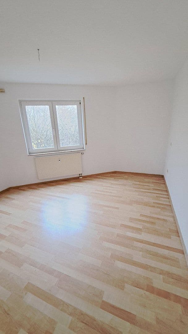 Prodej bytu 2+1 45 m², Schwenninger Straße 11/2, Villingen-Schwenningen, Bádensko-Württembersko Prodej bytu 2+1 45 m², Schwenninger Straße 11/2, Villingen-Schwenningen, Bádensko-Württembersko