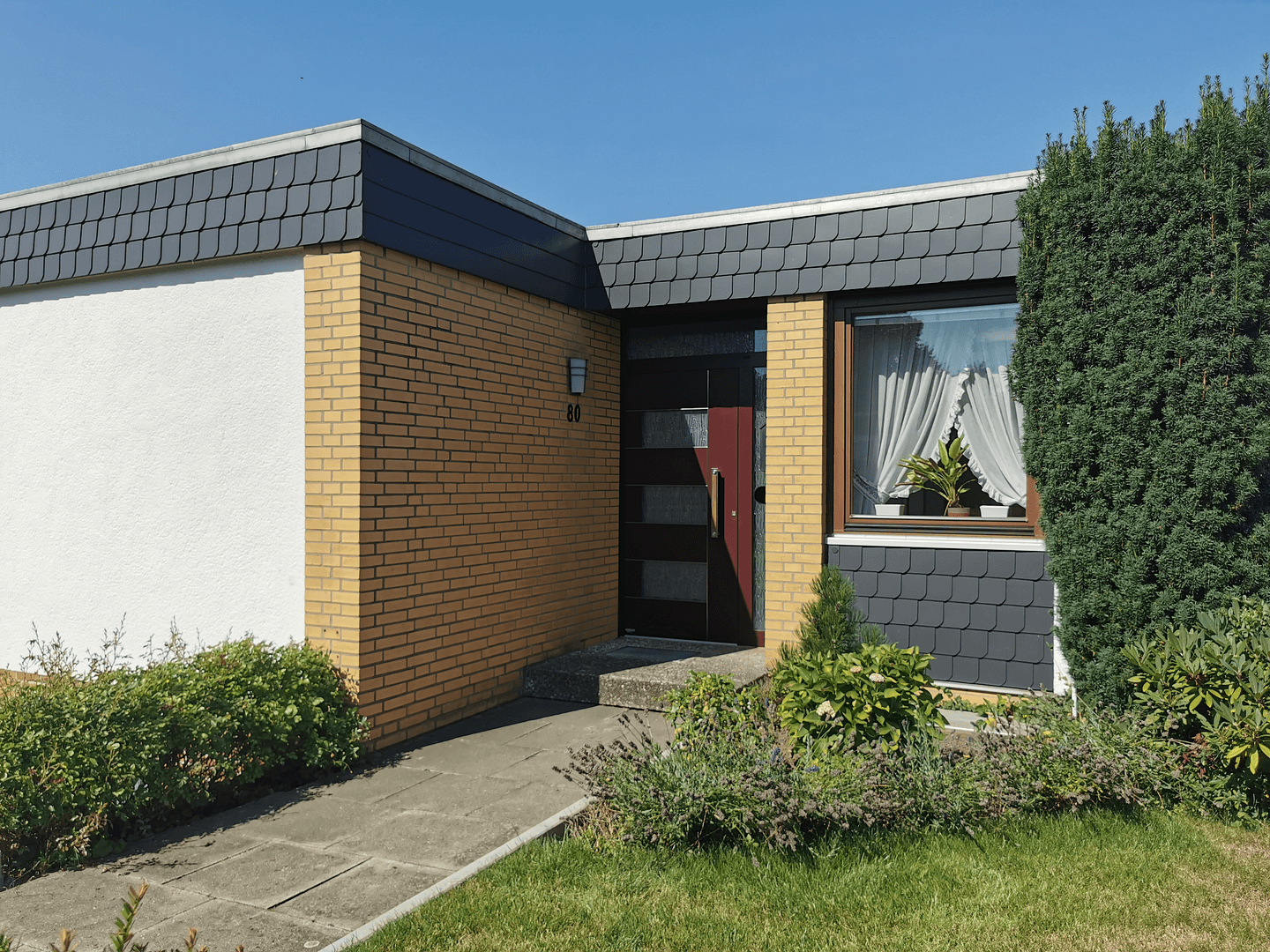 Prodej domu 99 m², pozemek 493 m², Hildesheim, Dolní Sasko Prodej domu 99 m², pozemek 493 m², Hildesheim, Dolní Sasko