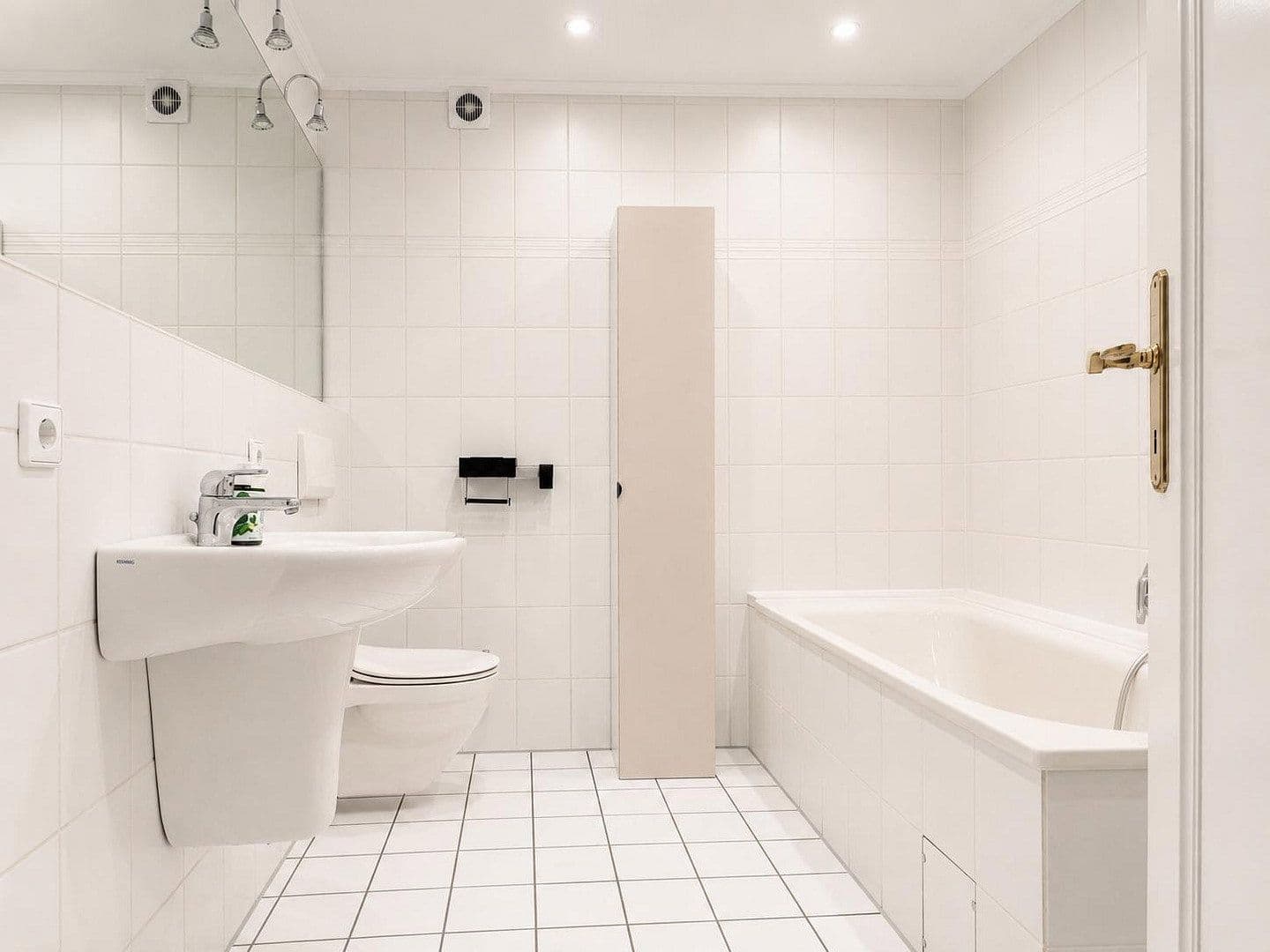Pronájem domu 187 m², pozemek 600 m², Isernhagen, Dolní Sasko Pronájem domu 187 m², pozemek 600 m², Isernhagen, Dolní Sasko