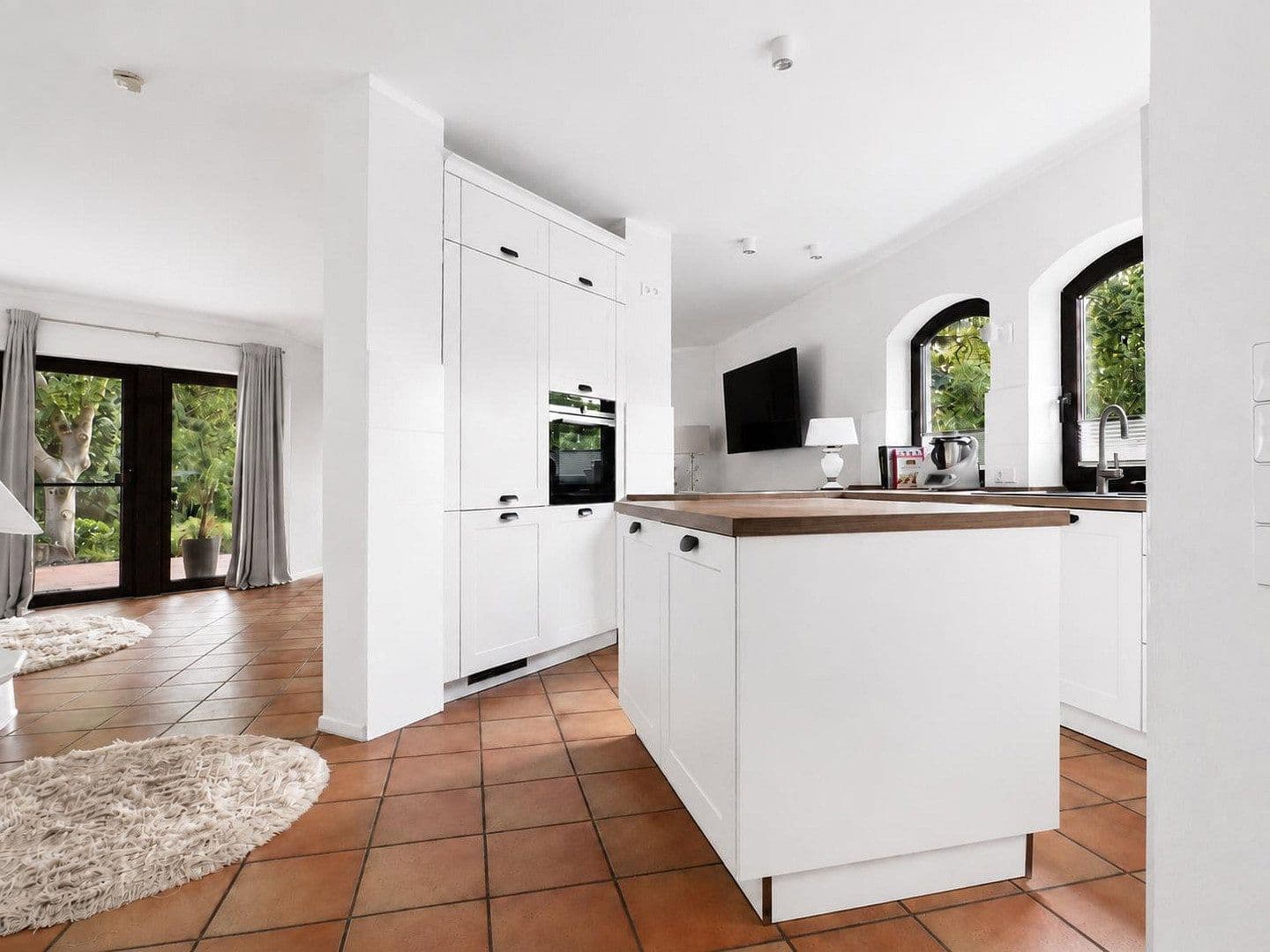Pronájem domu 187 m², pozemek 600 m², Isernhagen, Dolní Sasko Pronájem domu 187 m², pozemek 600 m², Isernhagen, Dolní Sasko