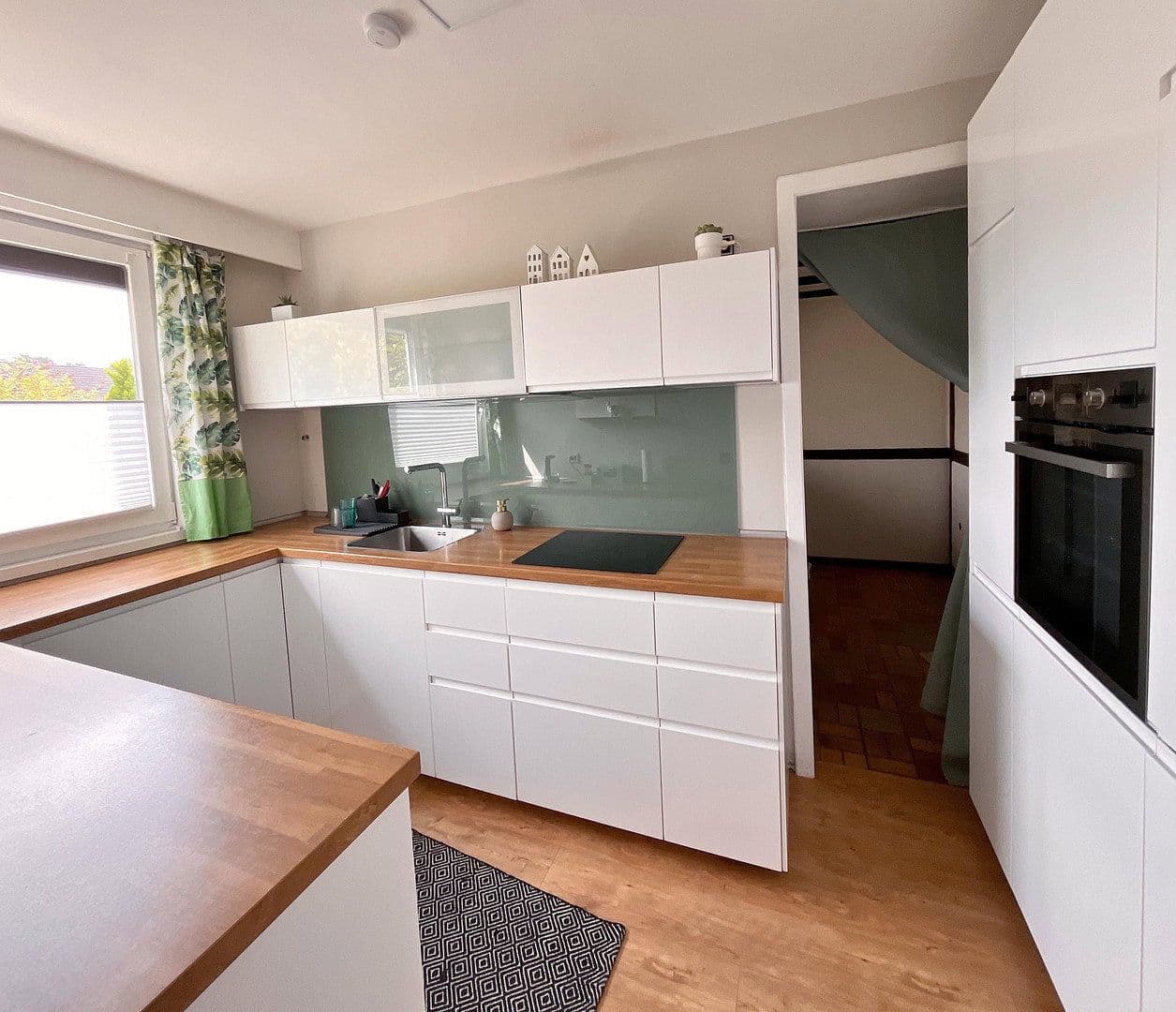 Prodej domu 135 m², pozemek 490 m², Bremen, Bremen Prodej domu 135 m², pozemek 490 m², Bremen, Bremen