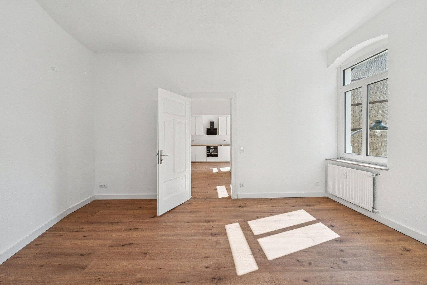 Prodej domu 593 m², pozemek 334 m², Krippstr 39, Düsseldorf, Severní Porýní-Vestfálsko Prodej domu 593 m², pozemek 334 m², Krippstr 39, Düsseldorf, Severní Porýní-Vestfálsko