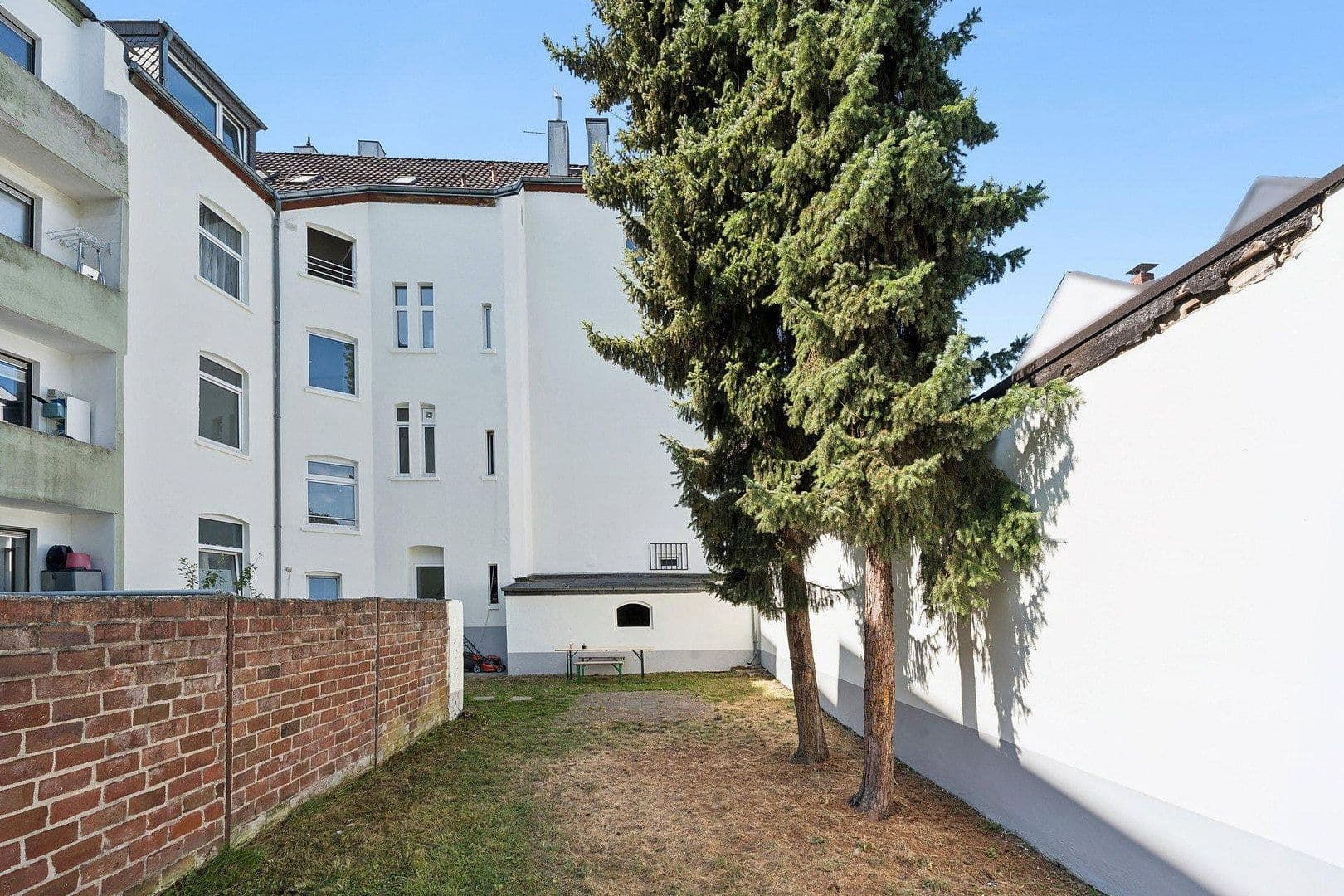 Prodej domu 593 m², pozemek 334 m², Krippstr 39, Düsseldorf, Severní Porýní-Vestfálsko Prodej domu 593 m², pozemek 334 m², Krippstr 39, Düsseldorf, Severní Porýní-Vestfálsko