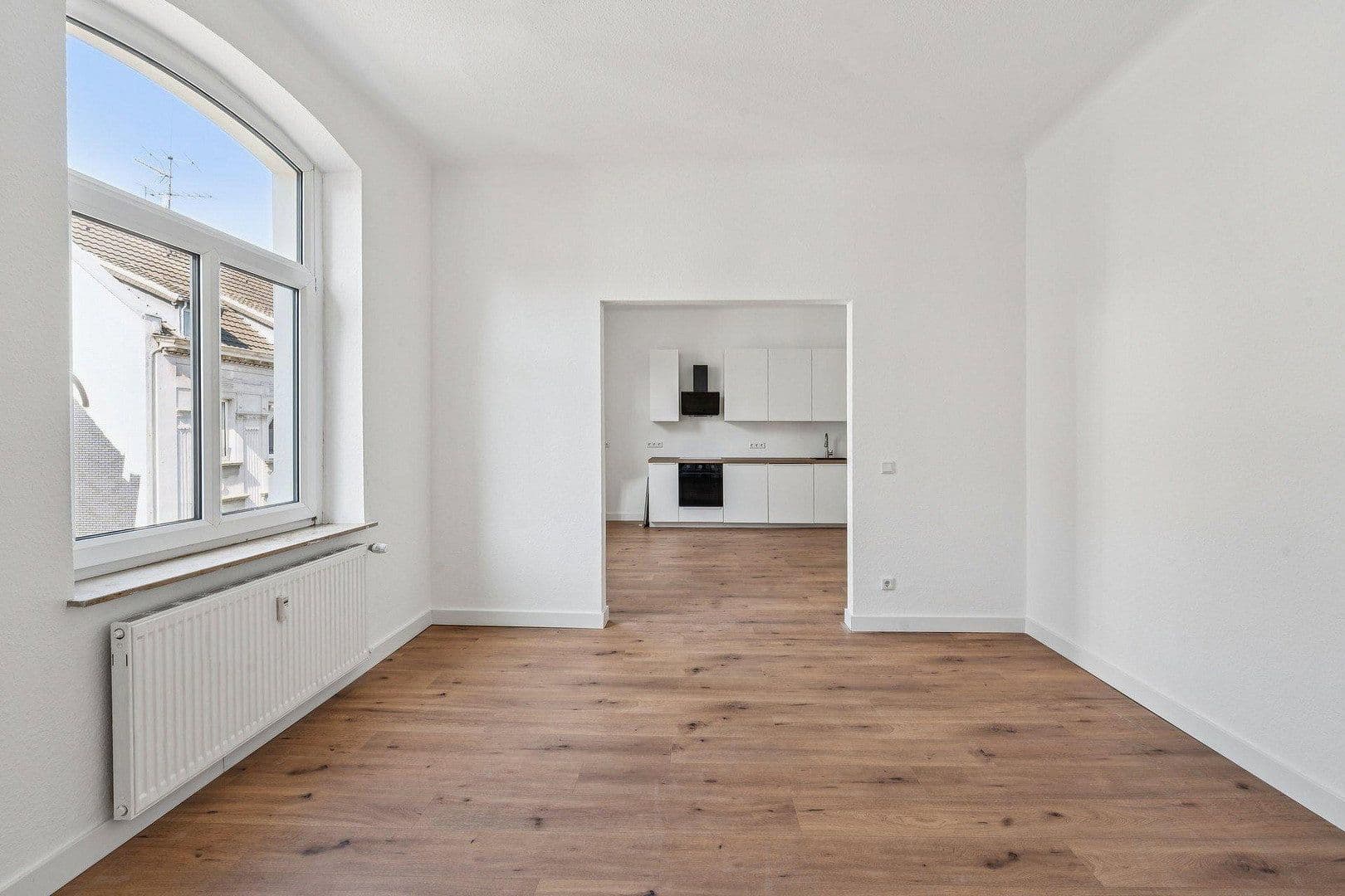 Prodej domu 593 m², pozemek 334 m², Krippstr 39, Düsseldorf, Severní Porýní-Vestfálsko Prodej domu 593 m², pozemek 334 m², Krippstr 39, Düsseldorf, Severní Porýní-Vestfálsko
