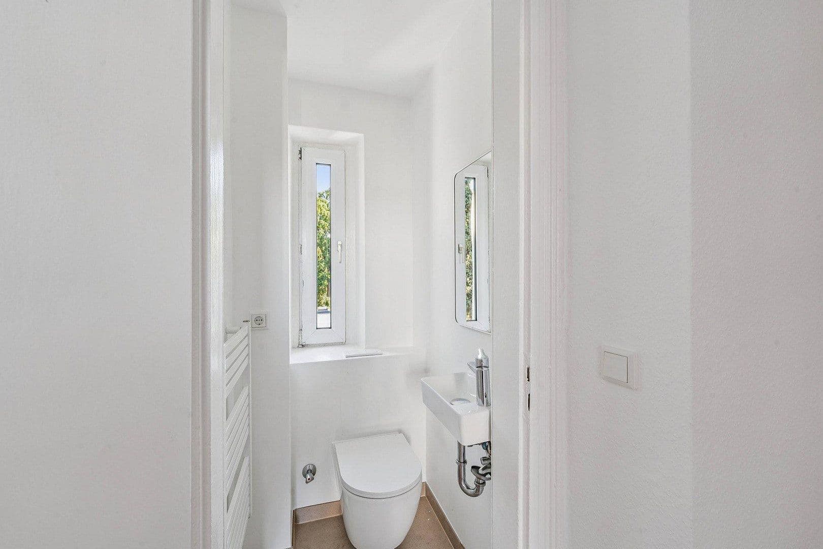 Prodej domu 593 m², pozemek 334 m², Krippstr 39, Düsseldorf, Severní Porýní-Vestfálsko Prodej domu 593 m², pozemek 334 m², Krippstr 39, Düsseldorf, Severní Porýní-Vestfálsko