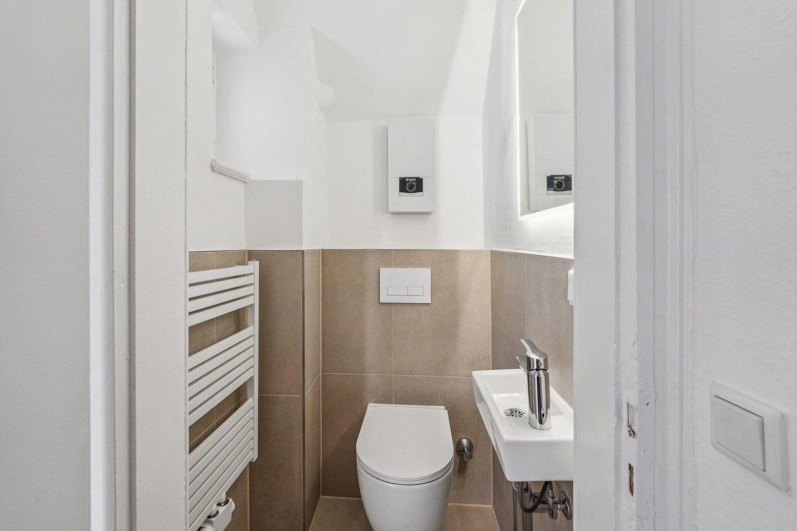 Prodej domu 593 m², pozemek 334 m², Krippstr 39, Düsseldorf, Severní Porýní-Vestfálsko Prodej domu 593 m², pozemek 334 m², Krippstr 39, Düsseldorf, Severní Porýní-Vestfálsko