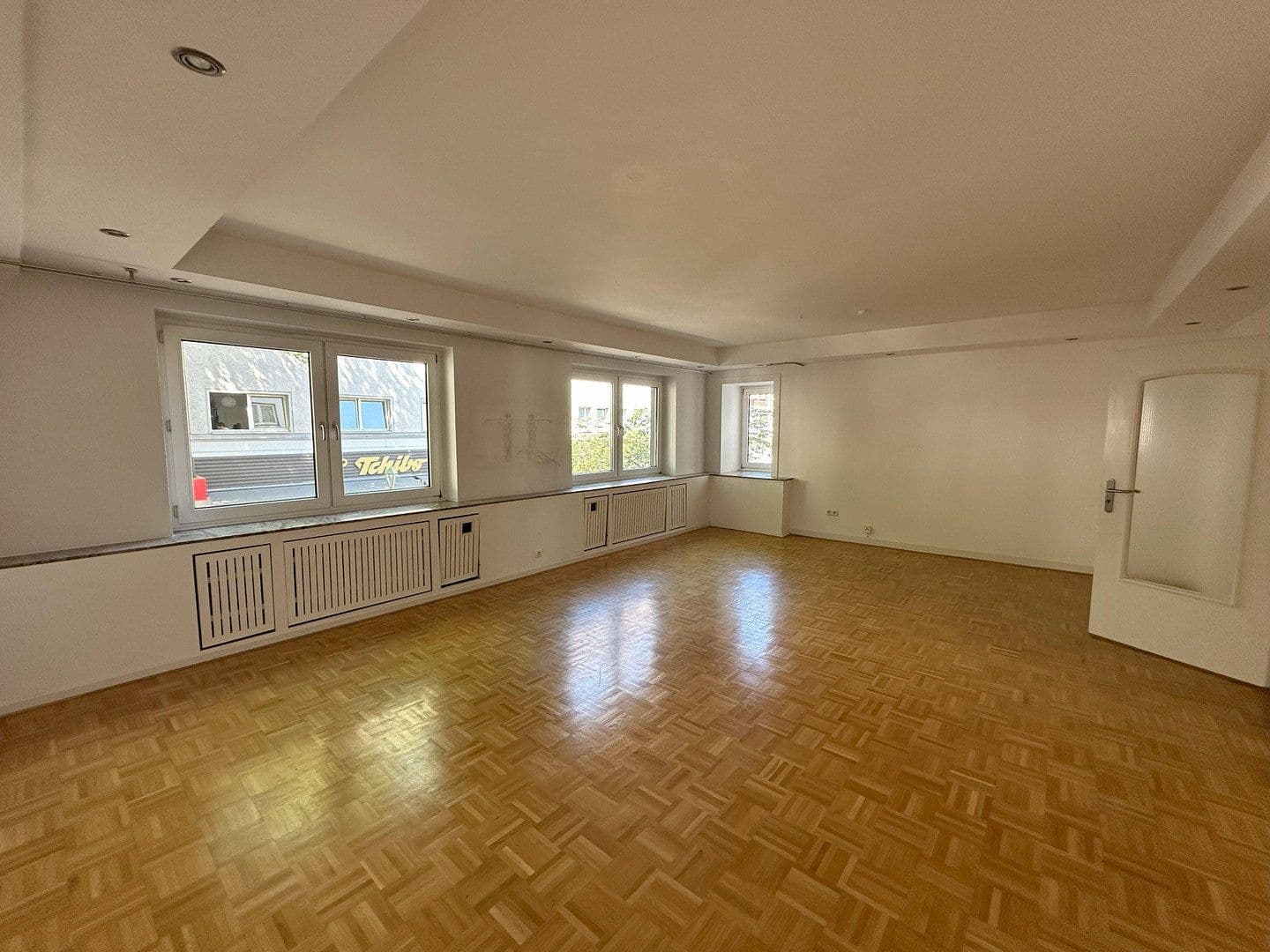 Pronájem bytu 4+1 135 m², Essen, Severní Porýní-Vestfálsko Pronájem bytu 4+1 135 m², Essen, Severní Porýní-Vestfálsko