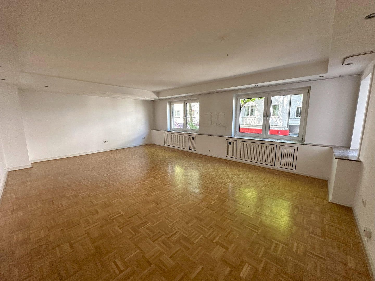 Pronájem bytu 4+1 135 m², Essen, Severní Porýní-Vestfálsko Pronájem bytu 4+1 135 m², Essen, Severní Porýní-Vestfálsko