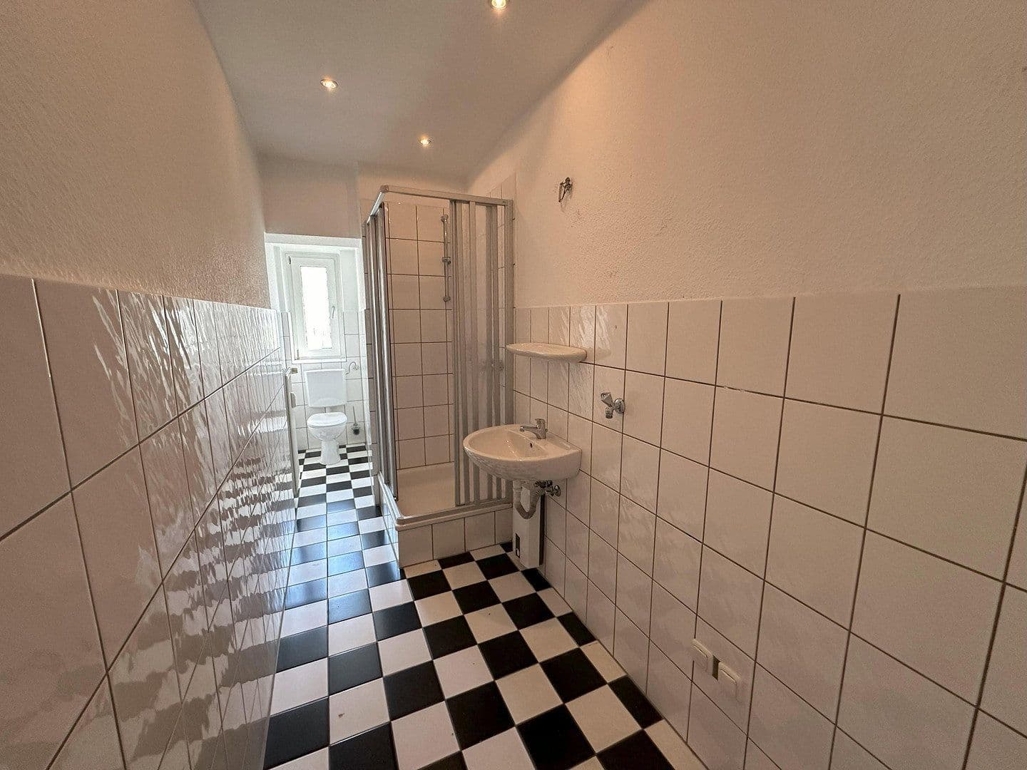 Pronájem bytu 4+1 135 m², Essen, Severní Porýní-Vestfálsko Pronájem bytu 4+1 135 m², Essen, Severní Porýní-Vestfálsko