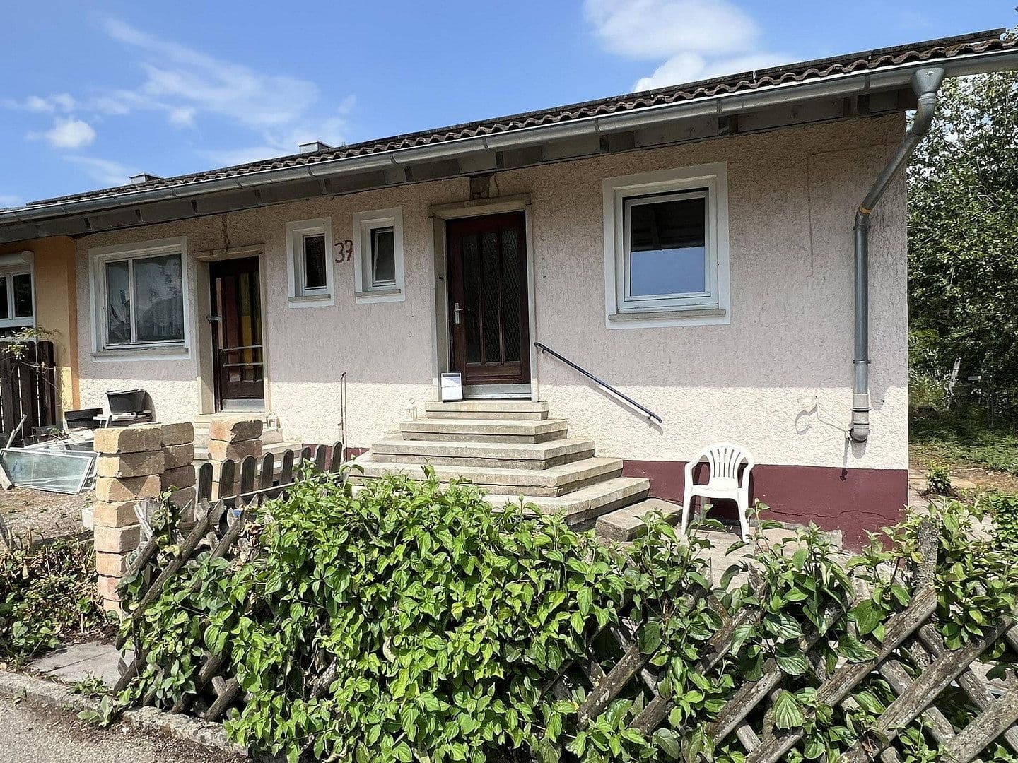 Prodej domu 111 m², pozemek 292 m², Vöhringen, Bádensko-Württembersko Prodej domu 111 m², pozemek 292 m², Vöhringen, Bádensko-Württembersko