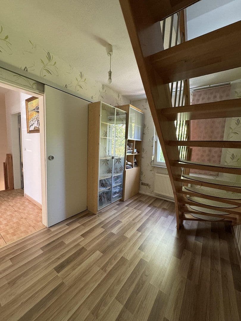 Prodej domu 114 m², pozemek 227 m², Hemsbach, Bádensko-Württembersko Prodej domu 114 m², pozemek 227 m², Hemsbach, Bádensko-Württembersko