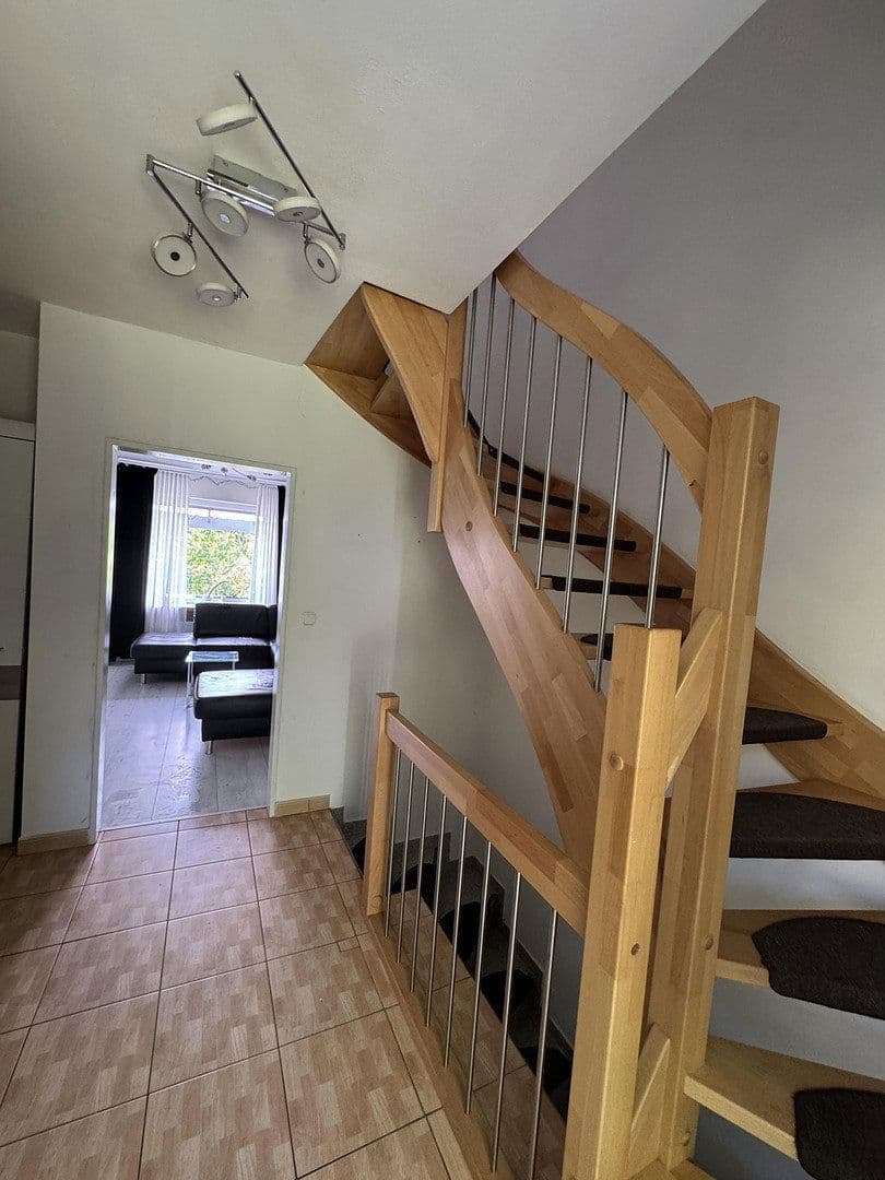 Prodej domu 114 m², pozemek 227 m², Hemsbach, Bádensko-Württembersko Prodej domu 114 m², pozemek 227 m², Hemsbach, Bádensko-Württembersko