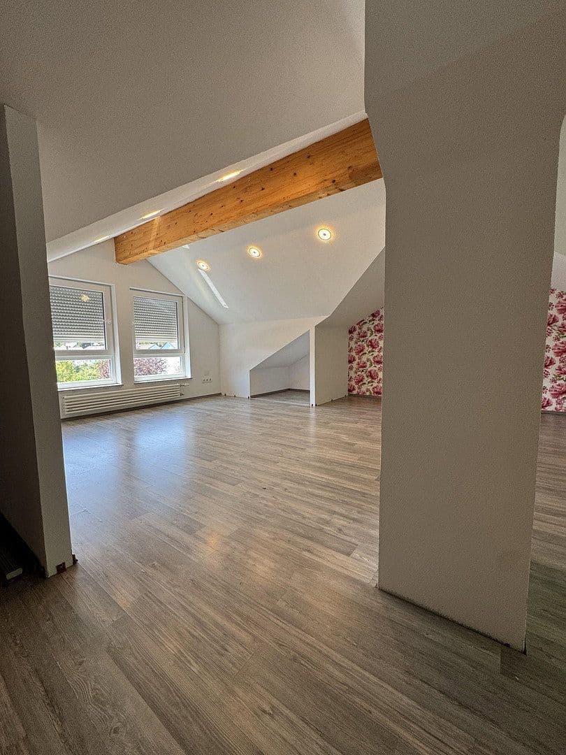 Prodej domu 114 m², pozemek 227 m², Hemsbach, Bádensko-Württembersko Prodej domu 114 m², pozemek 227 m², Hemsbach, Bádensko-Württembersko