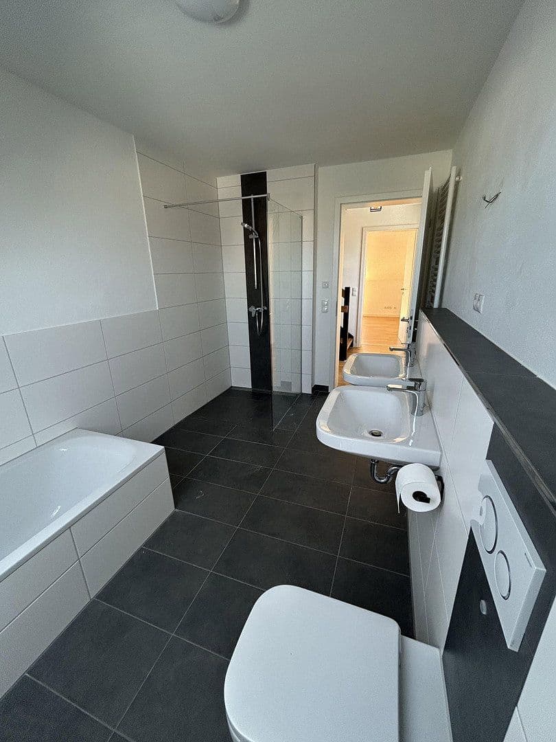 Pronájem domu 203 m², pozemek 280 m², Bamberg, Bavorsko Pronájem domu 203 m², pozemek 280 m², Bamberg, Bavorsko