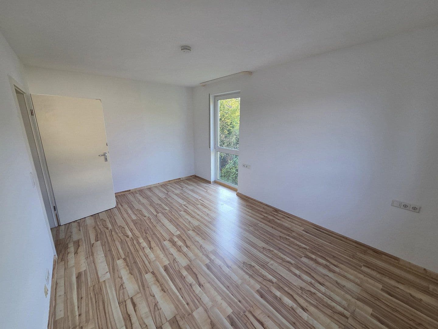 Prodej bytu 4+1 104 m², Waldenbuch, Bádensko-Württembersko Prodej bytu 4+1 104 m², Waldenbuch, Bádensko-Württembersko