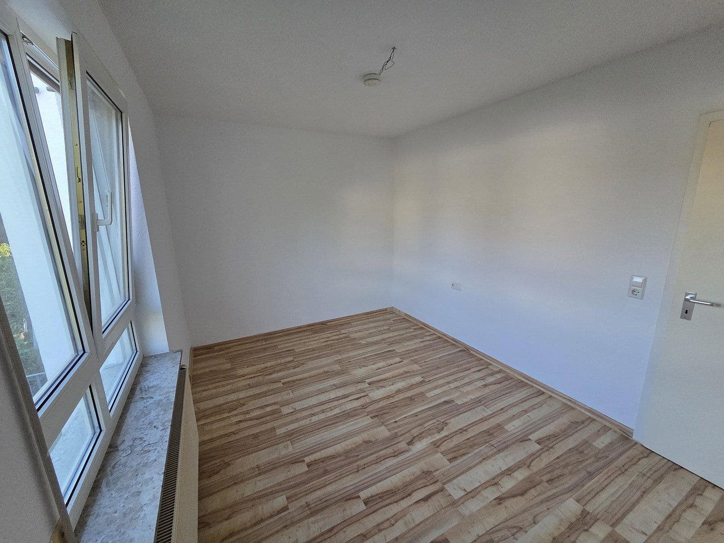 Prodej bytu 4+1 104 m², Waldenbuch, Bádensko-Württembersko Prodej bytu 4+1 104 m², Waldenbuch, Bádensko-Württembersko