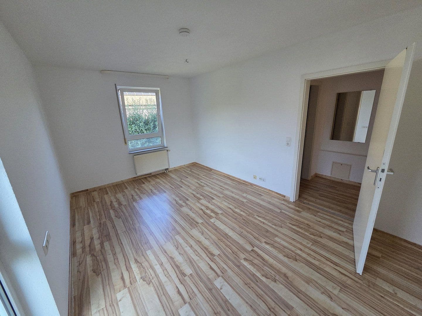 Prodej bytu 4+1 104 m², Waldenbuch, Bádensko-Württembersko Prodej bytu 4+1 104 m², Waldenbuch, Bádensko-Württembersko