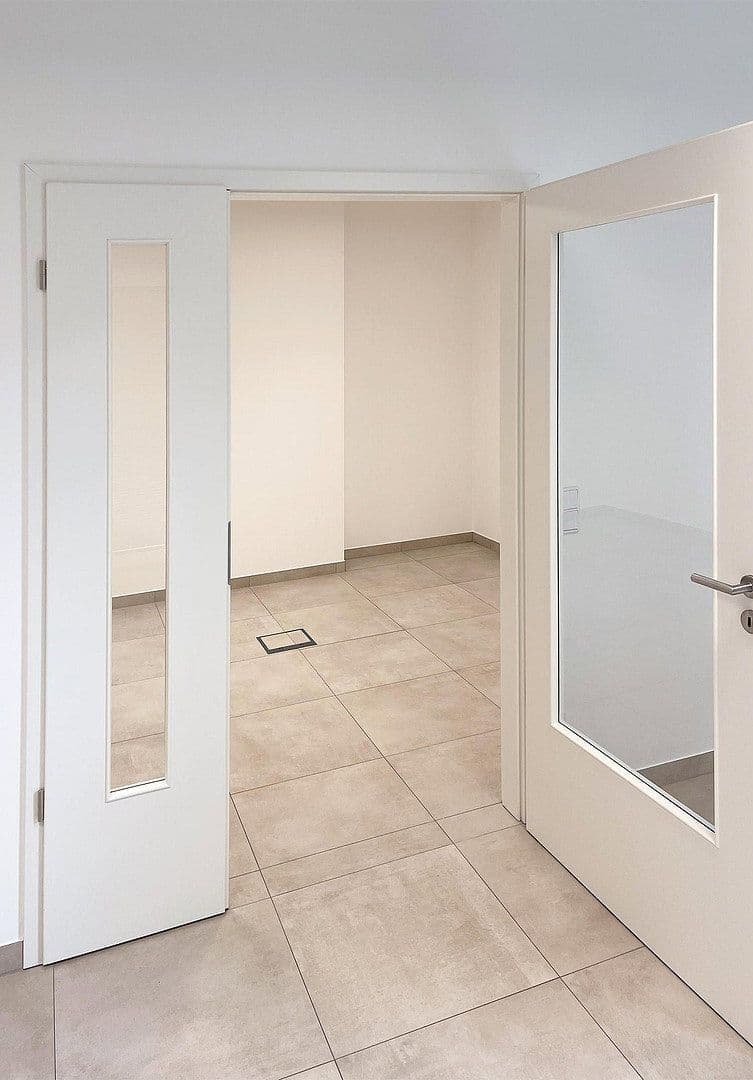 Pronájem bytu 2+1 75 m², Richard-Tauber-Straße 3, München, Bavorsko Pronájem bytu 2+1 75 m², Richard-Tauber-Straße 3, München, Bavorsko