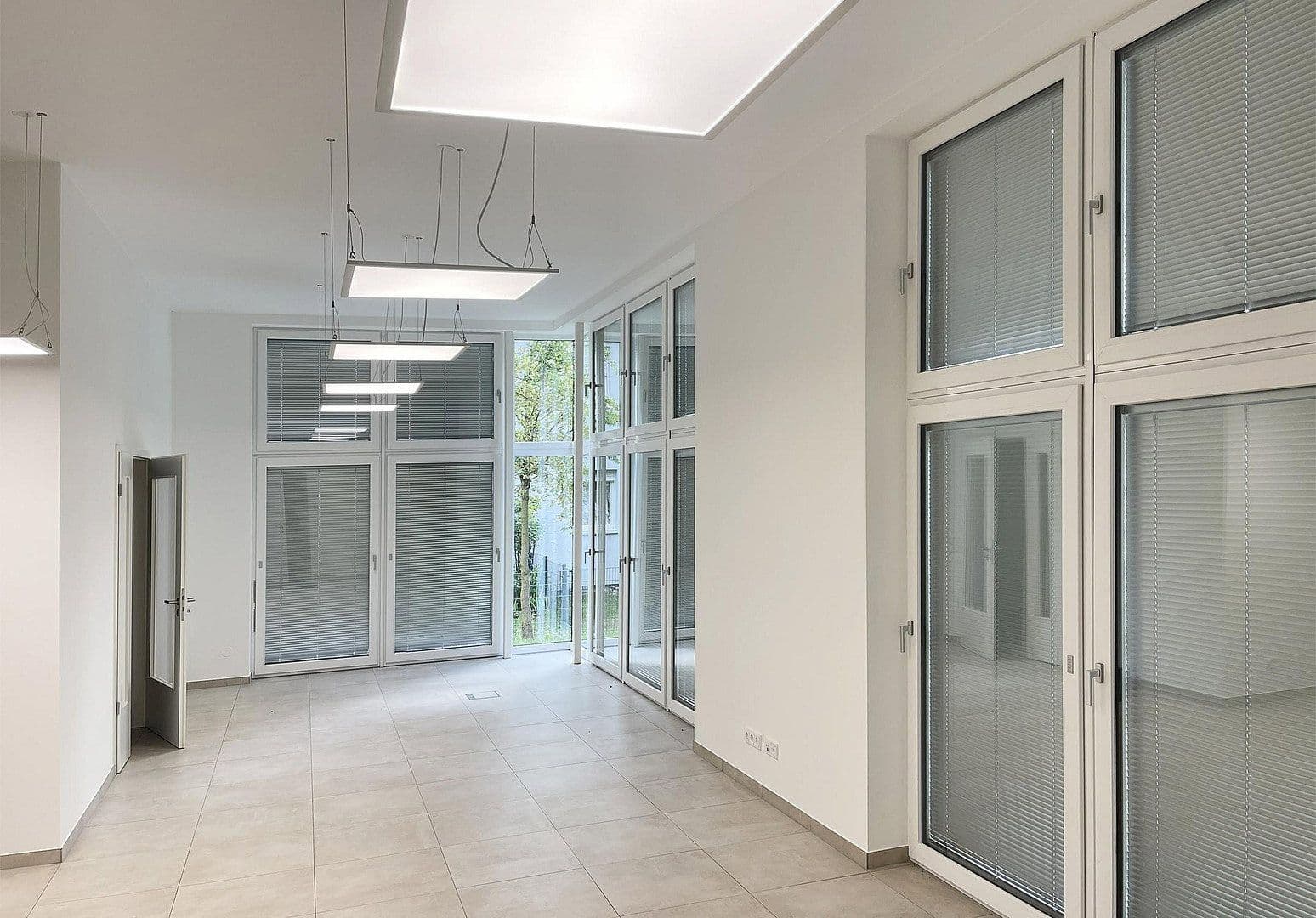 Pronájem bytu 2+1 75 m², Richard-Tauber-Straße 3, München, Bavorsko Pronájem bytu 2+1 75 m², Richard-Tauber-Straße 3, München, Bavorsko