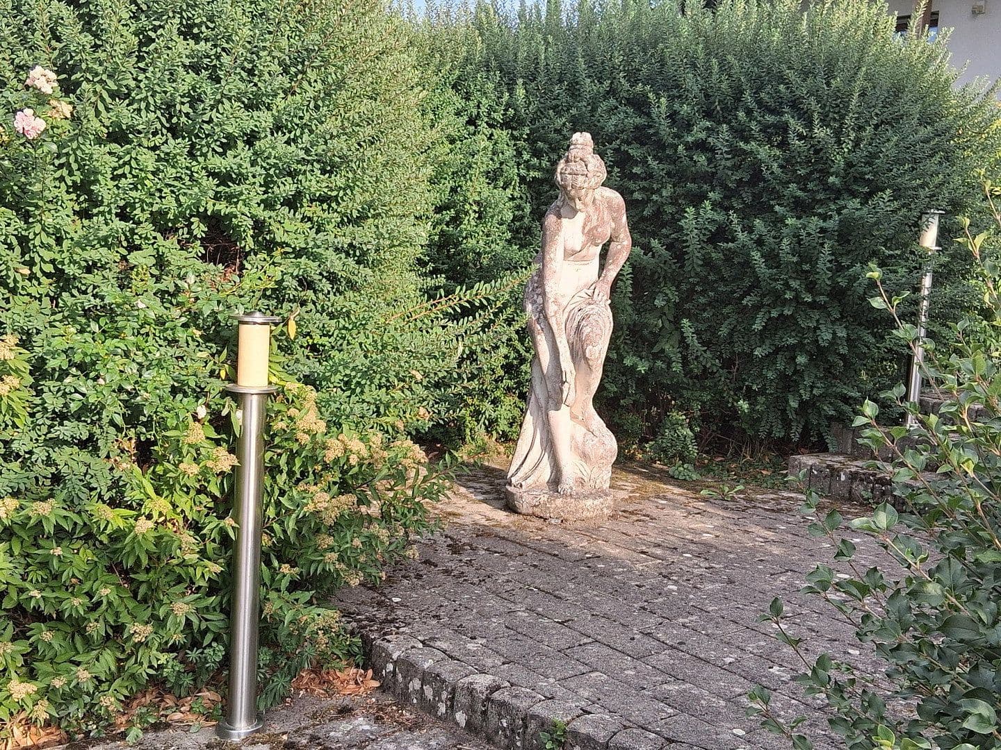 Prodej domu 262 m², pozemek 14.683 m², Rathausstraße 25, Bad Wurzach, Bádensko-Württembersko Prodej domu 262 m², pozemek 14.683 m², Rathausstraße 25, Bad Wurzach, Bádensko-Württembersko