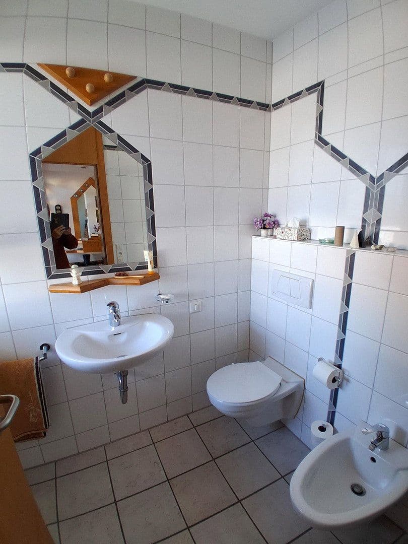 Prodej domu 262 m², pozemek 14.683 m², Rathausstraße 25, Bad Wurzach, Bádensko-Württembersko Prodej domu 262 m², pozemek 14.683 m², Rathausstraße 25, Bad Wurzach, Bádensko-Württembersko