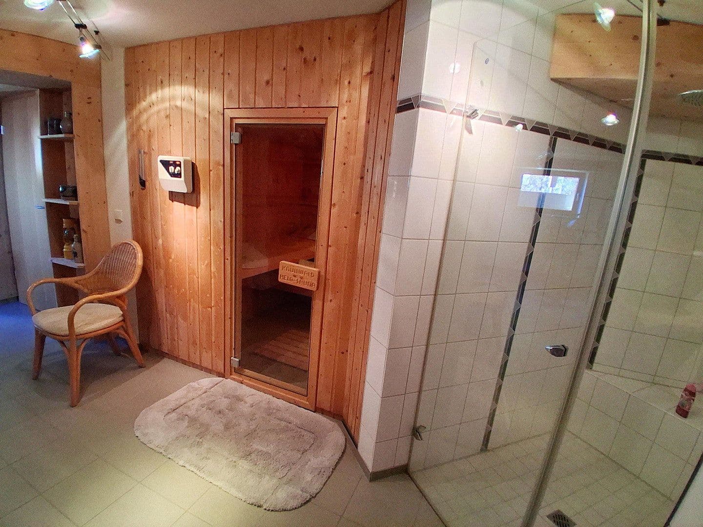Prodej domu 262 m², pozemek 14.683 m², Rathausstraße 25, Bad Wurzach, Bádensko-Württembersko Prodej domu 262 m², pozemek 14.683 m², Rathausstraße 25, Bad Wurzach, Bádensko-Württembersko