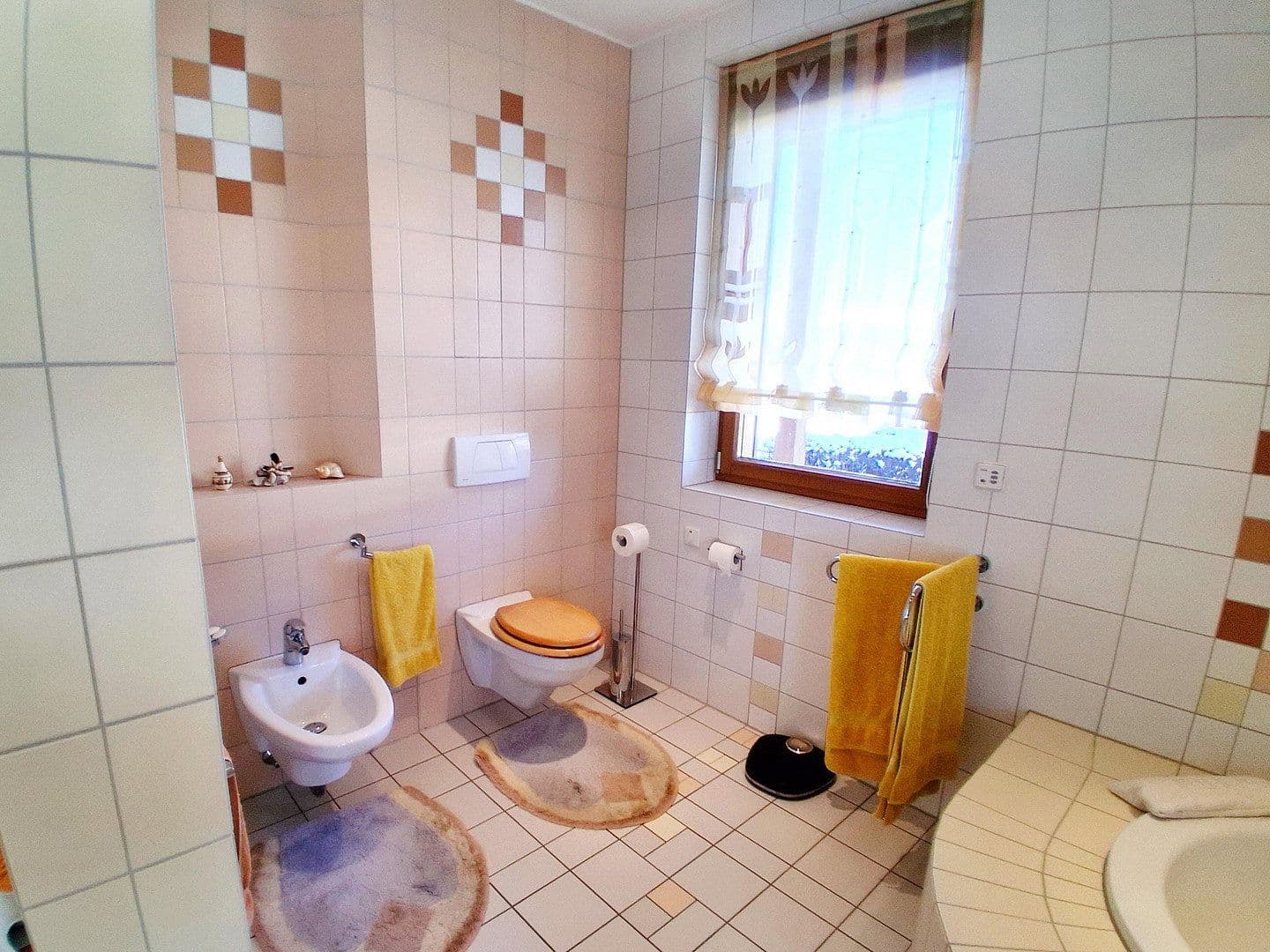 Prodej domu 262 m², pozemek 14.683 m², Rathausstraße 25, Bad Wurzach, Bádensko-Württembersko Prodej domu 262 m², pozemek 14.683 m², Rathausstraße 25, Bad Wurzach, Bádensko-Württembersko