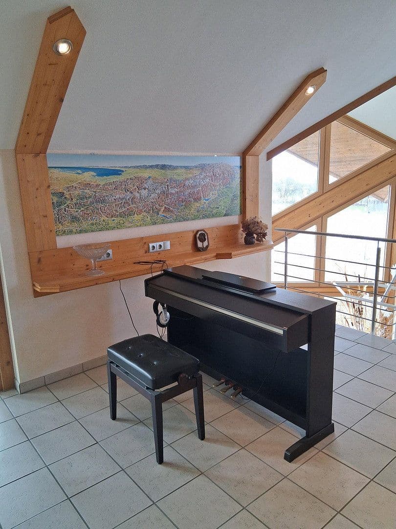 Prodej domu 262 m², pozemek 14.683 m², Rathausstraße 25, Bad Wurzach, Bádensko-Württembersko Prodej domu 262 m², pozemek 14.683 m², Rathausstraße 25, Bad Wurzach, Bádensko-Württembersko