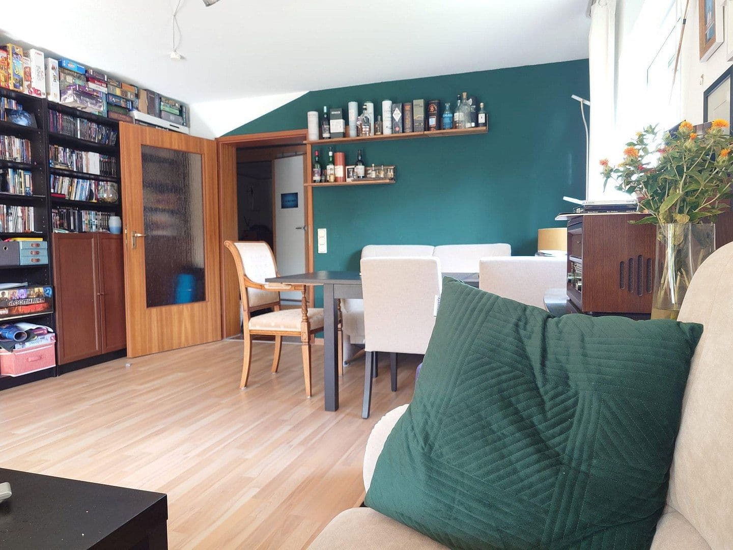 Pronájem bytu 3+kk 92 m², Andreas-Fauser-Straße 4, Stuttgart, Bádensko-Württembersko Pronájem bytu 3+kk 92 m², Andreas-Fauser-Straße 4, Stuttgart, Bádensko-Württembersko