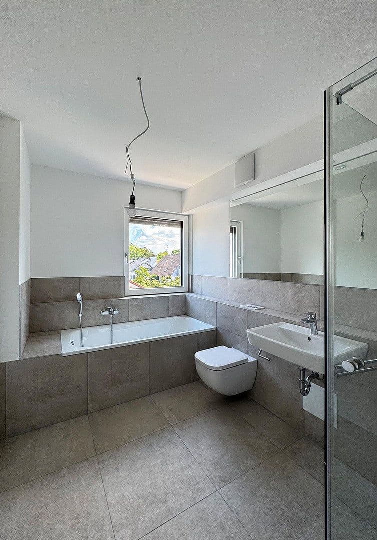 Pronájem bytu 4+1 80 m², Anzing, Bavorsko Pronájem bytu 4+1 80 m², Anzing, Bavorsko