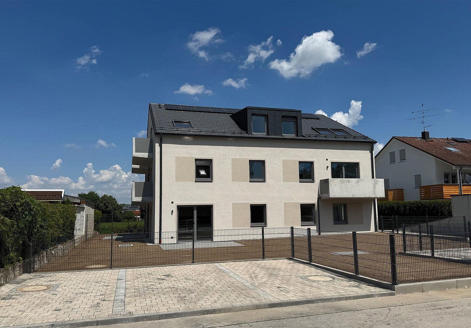 Pronájem bytu 4+1 80 m², Anzing, Bavorsko Pronájem bytu 4+1 80 m², Anzing, Bavorsko
