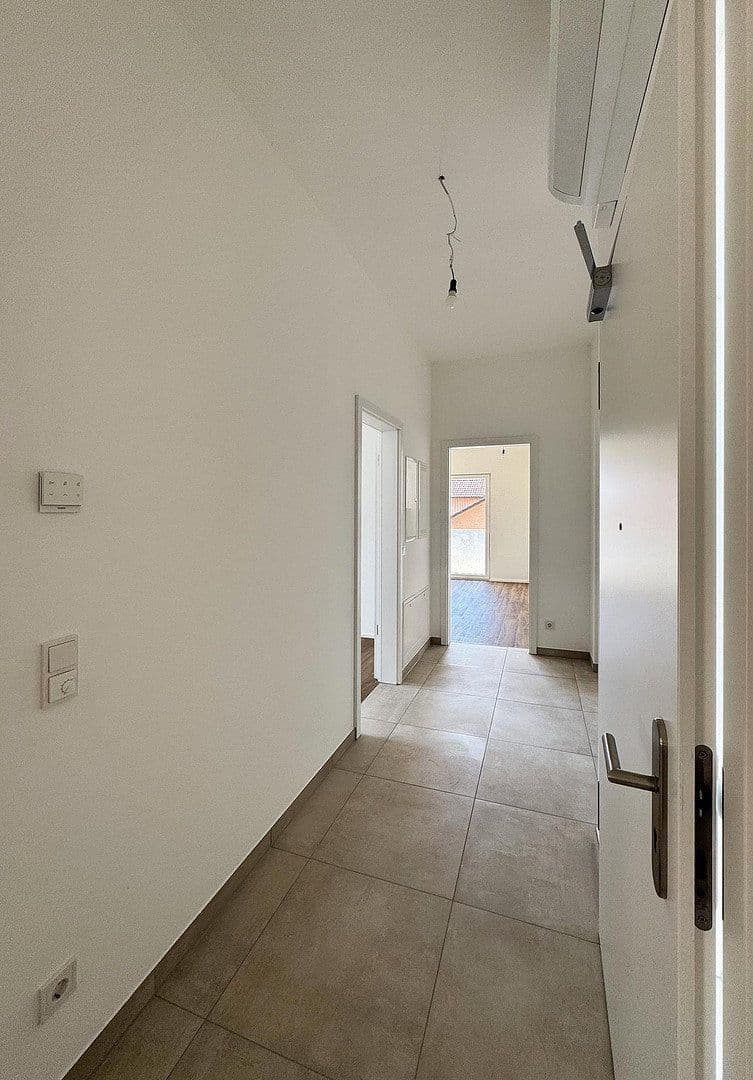 Pronájem bytu 4+1 80 m², Anzing, Bavorsko Pronájem bytu 4+1 80 m², Anzing, Bavorsko