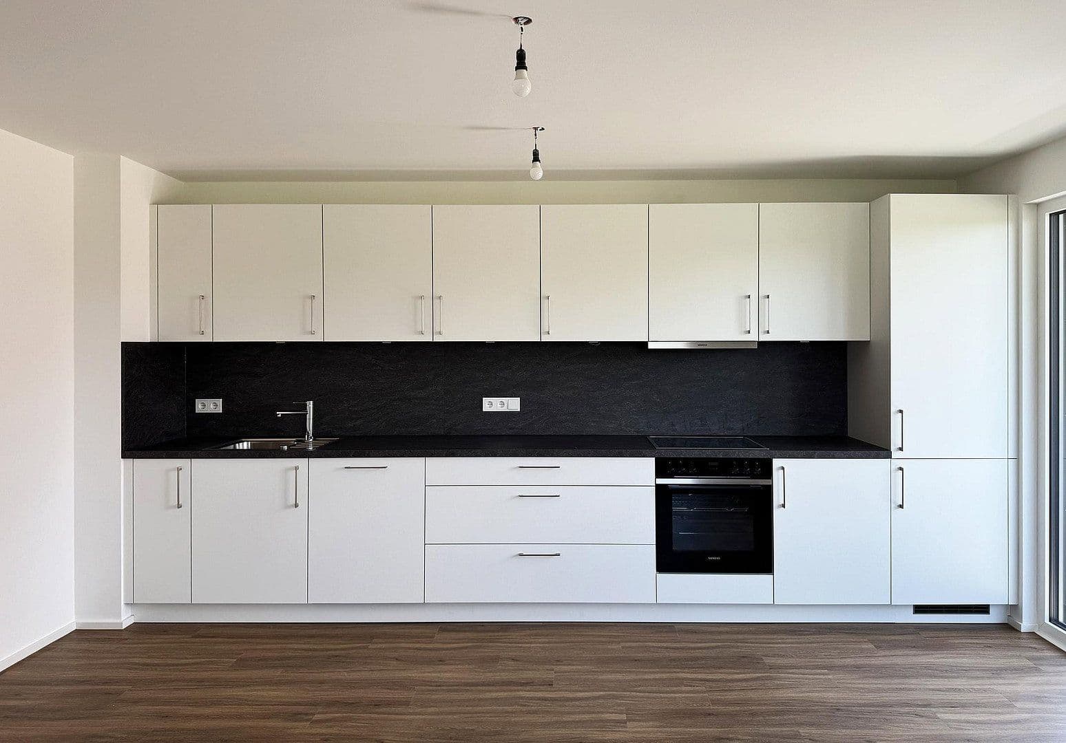 Pronájem bytu 3+1 65 m², Anzing, Bavorsko Pronájem bytu 3+1 65 m², Anzing, Bavorsko