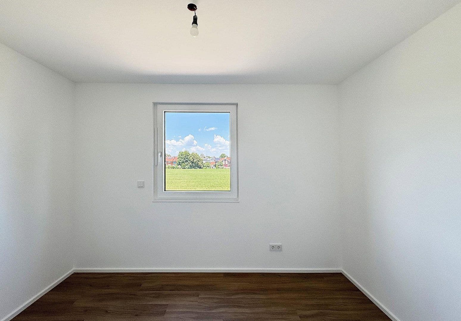 Pronájem bytu 3+1 65 m², Anzing, Bavorsko Pronájem bytu 3+1 65 m², Anzing, Bavorsko