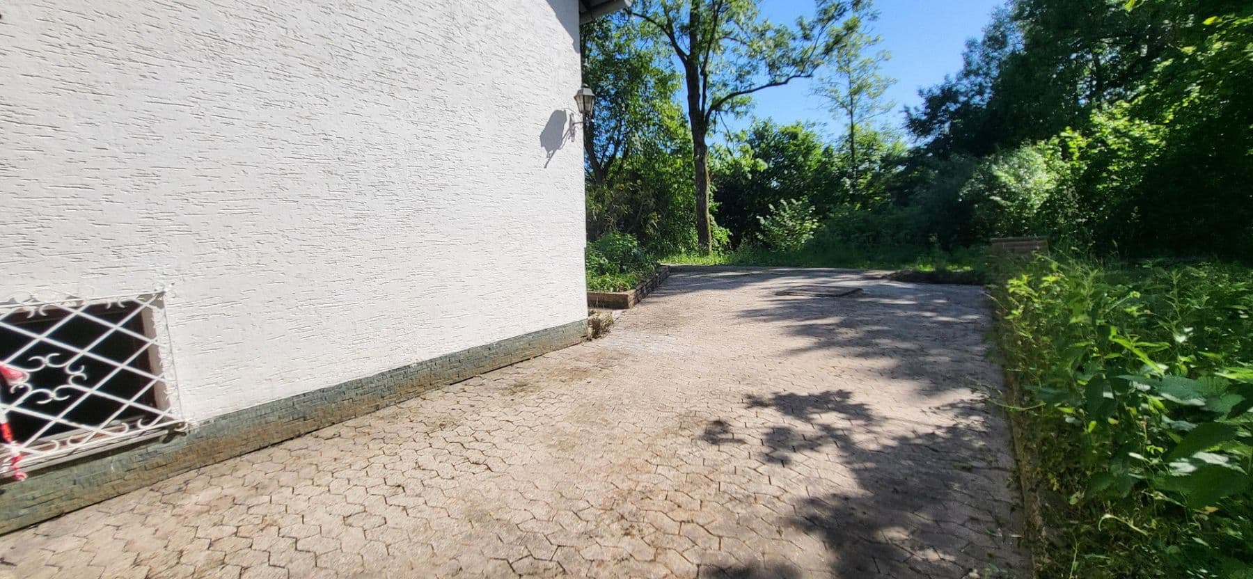 Prodej domu 197 m², pozemek 800 m², Schorndorf, Bádensko-Württembersko Prodej domu 197 m², pozemek 800 m², Schorndorf, Bádensko-Württembersko